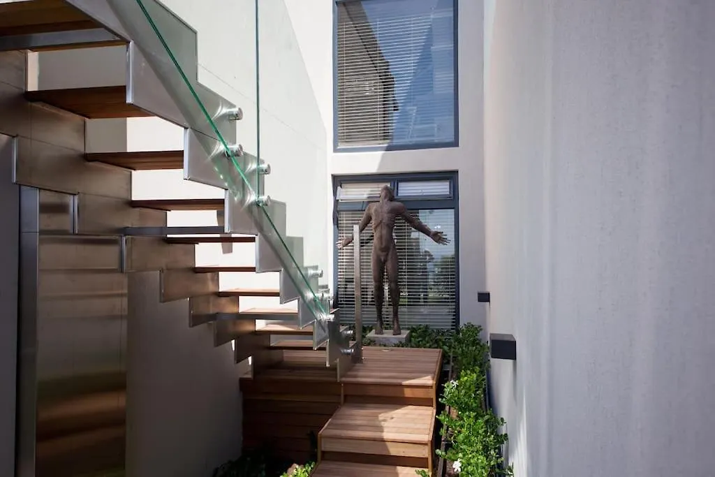 Villa Beautiful Views And Very Well Located Cape Town
