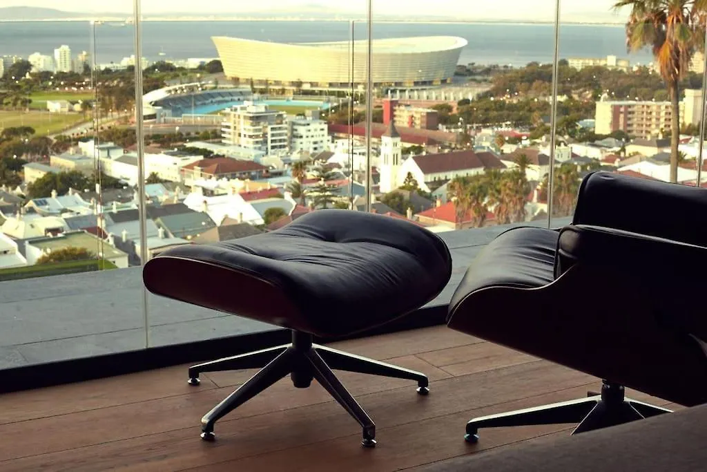 Beautiful Views And Very Well Located Cape Town Villa